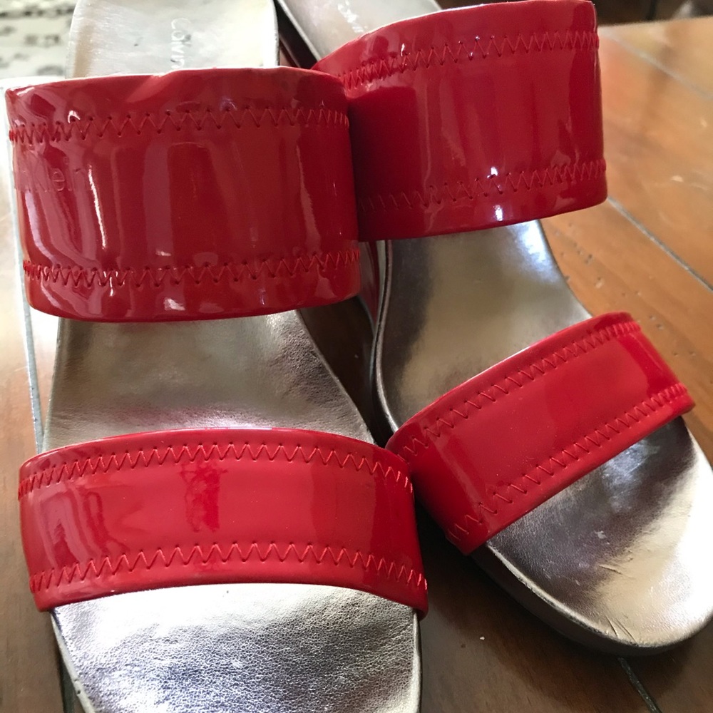 Red wedges